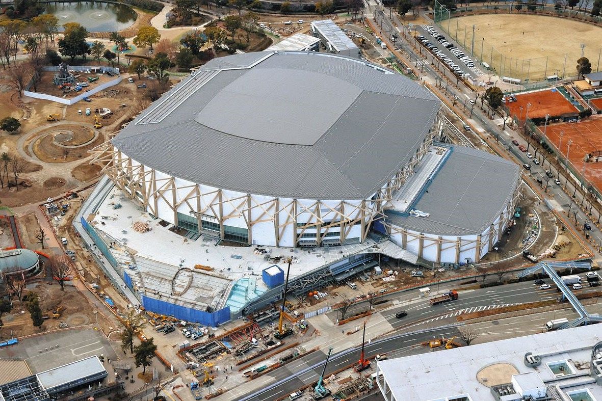 建設途中のIGアリーナ